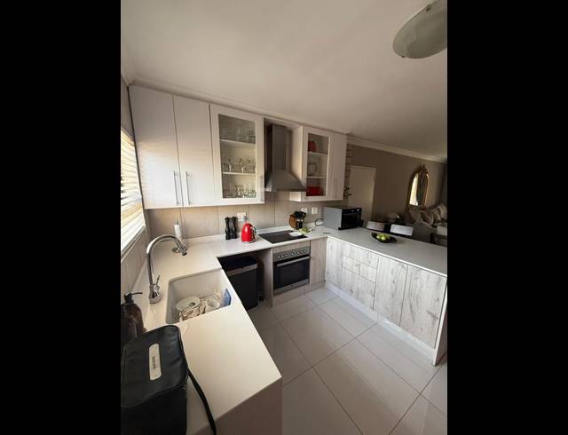 2 BEDROOM TOWNHOUSE FOR SALE IN HELDERWYK